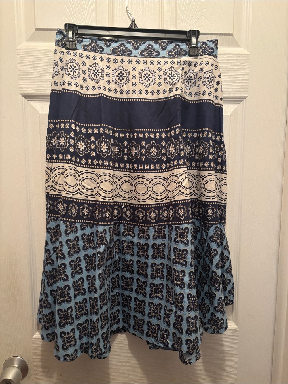 Studio West Blue and White Patterned Midi Skirt